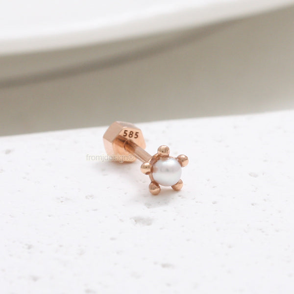 Pearl Tiny Flower Piercing