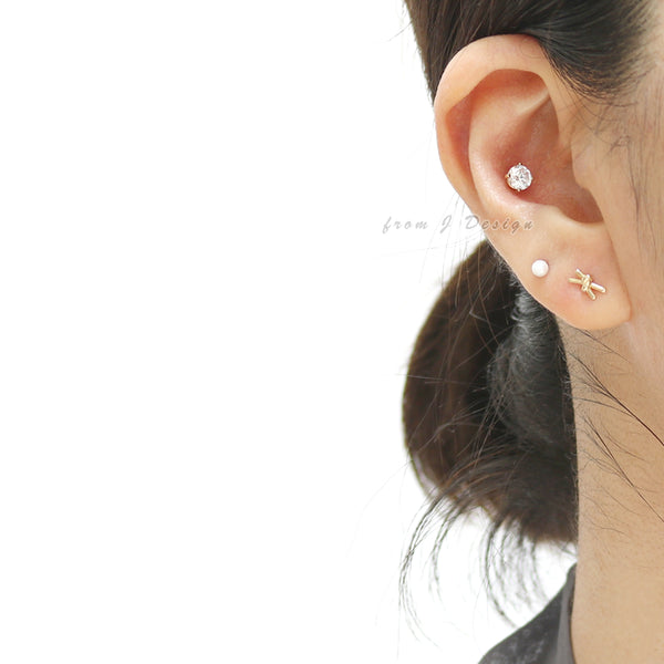 Knotted Ear Piercing