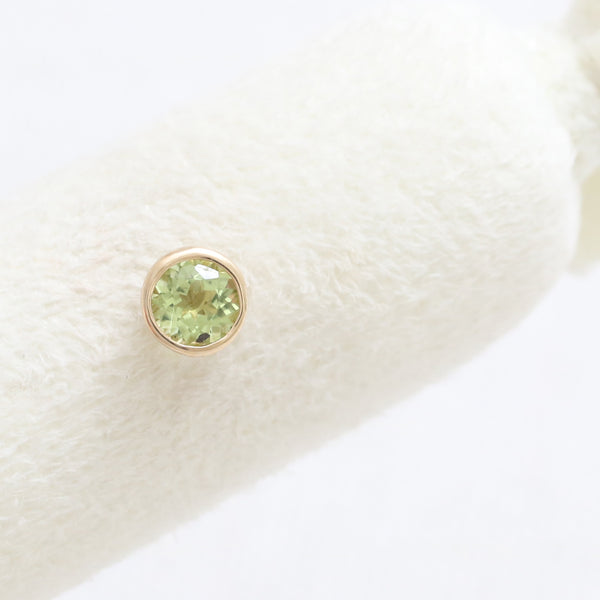 4mm Peridot Bezel Ear Piercing