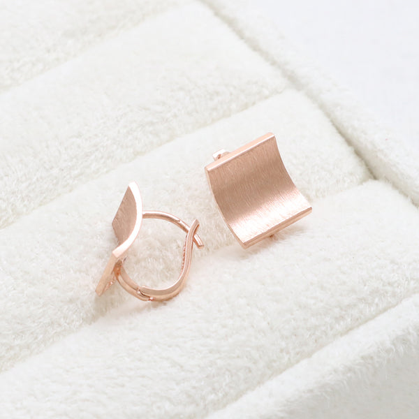 Curved Square Huggie Earrings