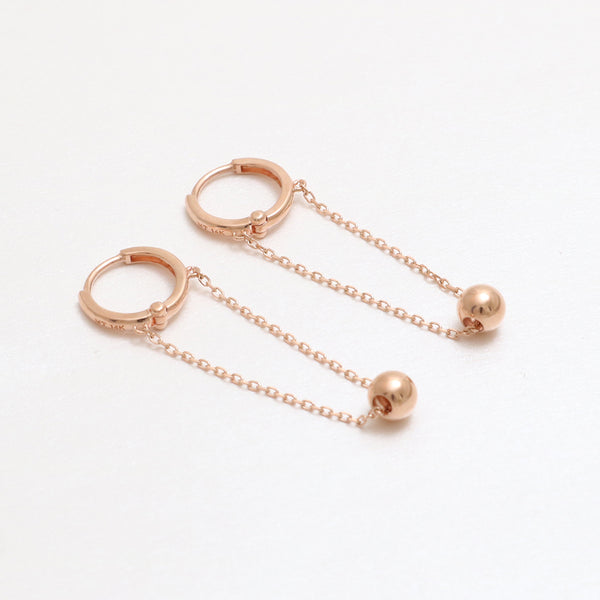 Ball Accent Chain Huggie Earrings