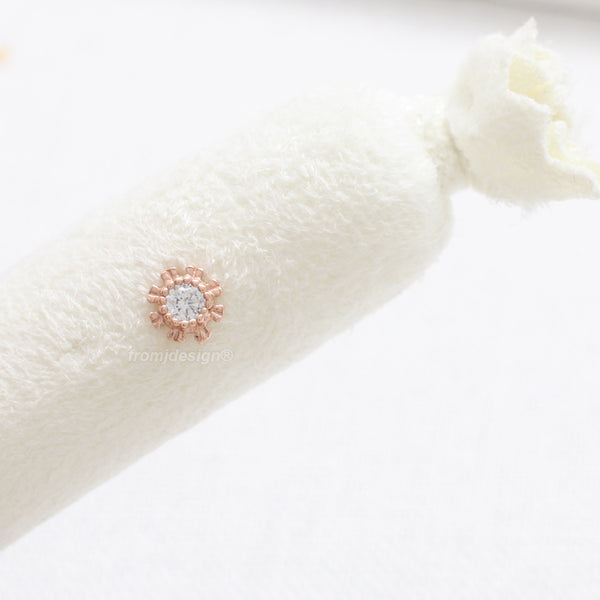 0.1ct Diamond Sunflower Piercing