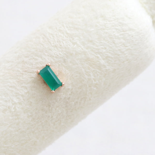 Baguette Green Onyx Prongs Labret