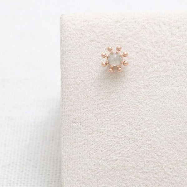 Gray Diamond Tiny Dots Flower Labret