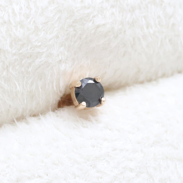 0.1ct Black Diamond 4 Prongs Piercing